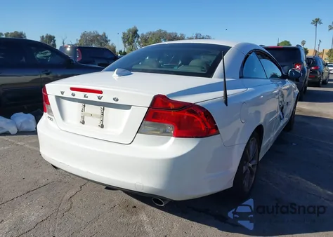 2011 Volvo C70 T5 из США, поврежденный, VIN YV1672MC8BJ118942